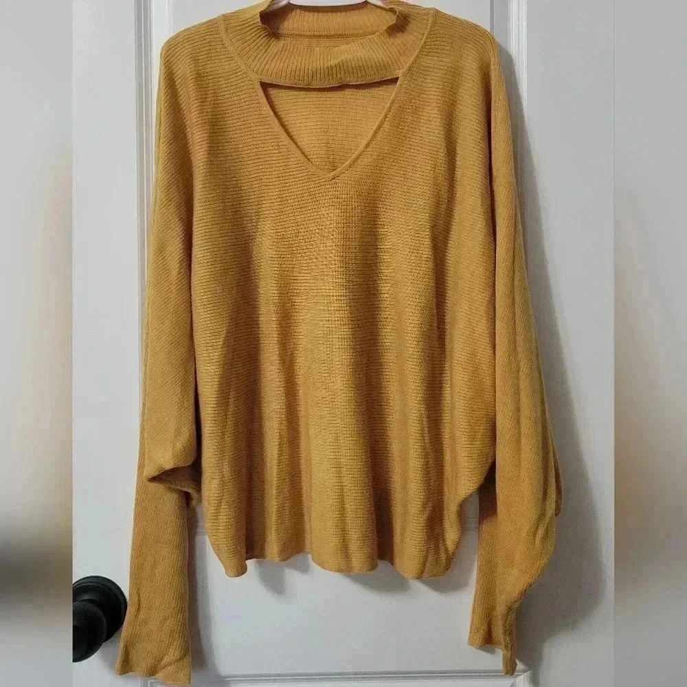 Mustard yellow Women’s long sleeve